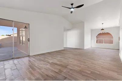 15835 S 30th Place, Phoenix, AZ 85048 - Photo 14