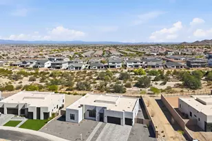 33901 N Borgata Trl, Queen Creek, AZ 85144 - Photo 14