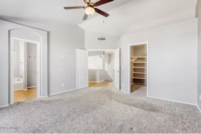 8782 E Pinchot Avenue, Scottsdale, AZ 85251 - Photo 16