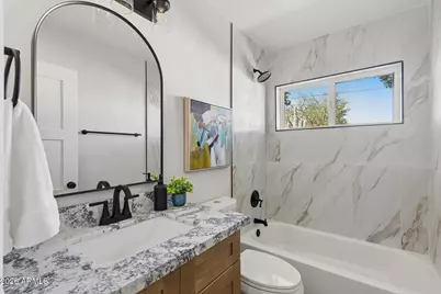 2336 W Village Drive, Phoenix, AZ 85023 - Photo 8