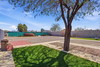 307 N D Street, Eloy, AZ 85131 - Photo 2