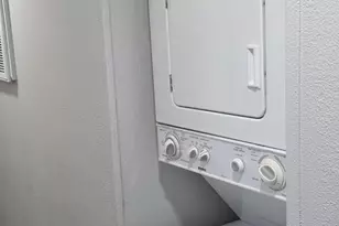 8601 N 71st Ave, Glendale, AZ 85301 - Photo 10