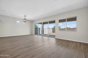 15743 W Mariposa Grande, Surprise, AZ 85387 - Photo 8