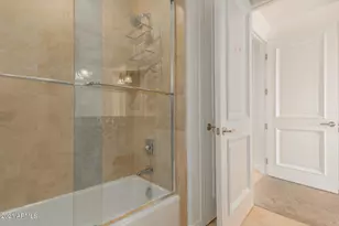 7175 E Camelback Rd, Scottsdale, AZ 85251 - Photo 16