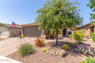 552 W Honey Locust Avenue, Queen Creek, AZ 85140 - Photo 6