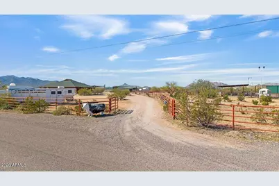 3138 S Almendra Road, Maricopa, AZ 85139 - Photo 4