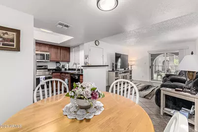 5757 W Eugie Avenue #1102, Glendale, AZ 85304 - Photo 8