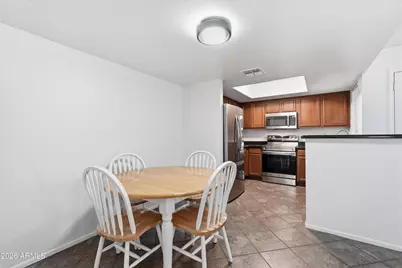 5757 W Eugie Avenue #1102, Glendale, AZ 85304 - Photo 8