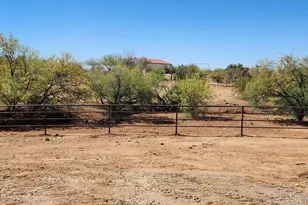 27375 S Congress Wy, Congress, AZ 85332 - Photo 6