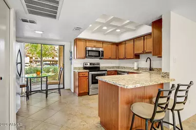 9450 N 94th Place #106, Scottsdale, AZ 85258 - Photo 4