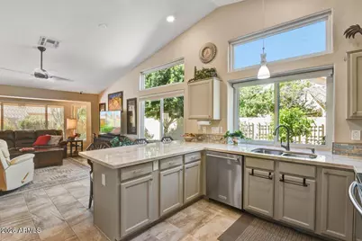 18836 N 89th Drive, Peoria, AZ 85382 - Photo 12