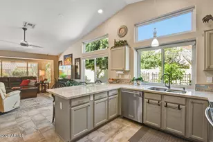 18836 N 89th Dr, Peoria, AZ 85382 - Photo 12