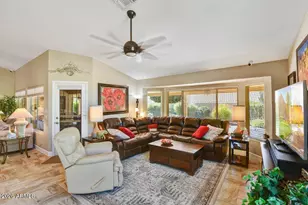 18836 N 89th Dr, Peoria, AZ 85382 - Photo 10