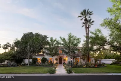 3042 N Manor Drive E, Phoenix, AZ 85014 - Photo 2