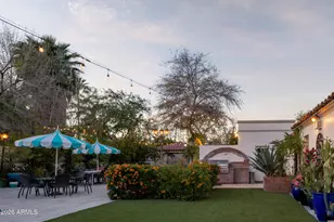 3042 N Manor Dr E, Phoenix, AZ 85014 - Photo 44