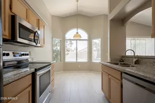 1070 W Chilton Dr, Tempe, AZ 85283 - Photo 16