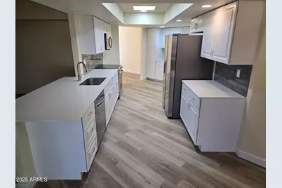 10838 W Thunderbird Boulevard, Sun City, AZ 85351 - Photo 6