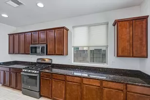 9233 W Dreyfus Dr, Peoria, AZ 85381 - Photo 10