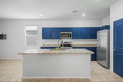 37844 W Amalfi Avenue, Maricopa, AZ 85138 - Photo 10