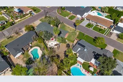 301 E McLellan Boulevard, Phoenix, AZ 85012 - Photo 10