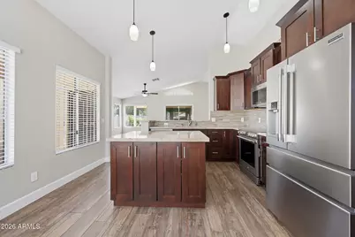 7133 W La Senda Drive, Glendale, AZ 85310 - Photo 6