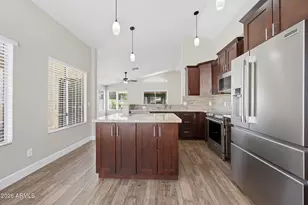 7133 W La Senda Dr, Glendale, AZ 85310 - Photo 6