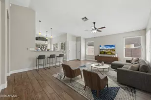 7133 W La Senda Dr, Glendale, AZ 85310 - Photo 10