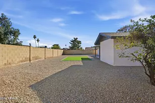 709 N Linden Cir, Mesa, AZ 85203 - Photo 36