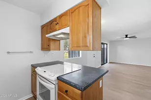 286 W Palomino Dr, Chandler, AZ 85225 - Photo 10