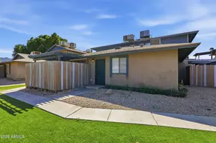 286 W Palomino Dr, Chandler, AZ 85225 - Photo 2