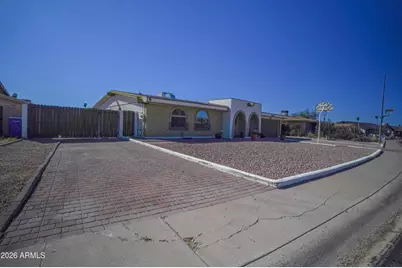 4411 W Windrose Drive, Glendale, AZ 85304 - Photo 2