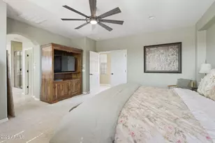 3821 E Patrick Ln, Phoenix, AZ 85050 - Photo 36