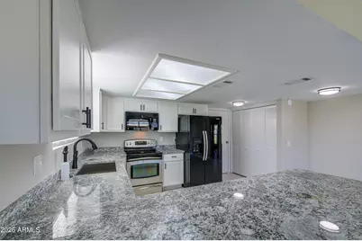 12649 N Rosewood Avenue, Phoenix, AZ 85029 - Photo 38