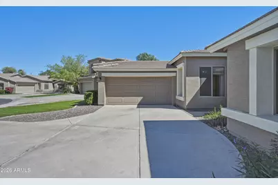 557 S Lemon Court, Gilbert, AZ 85296 - Photo 4