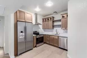 1126 W Elliot Rd, Chandler, AZ 85224 - Photo 1