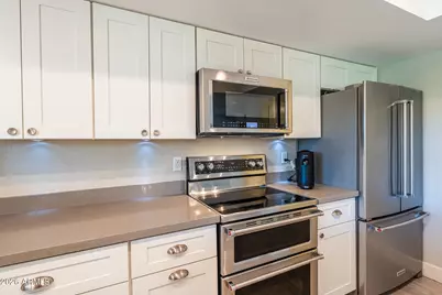 2317 W Port Au Prince Lane, Phoenix, AZ 85023 - Photo 12