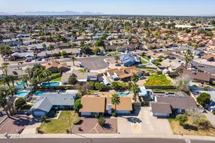 2317 W Port Au Prince Ln, Phoenix, AZ 85023 - Photo 2