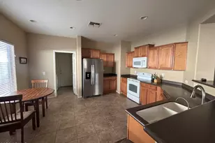 7238 W Candlewood Way, Florence, AZ 85132 - Photo 6