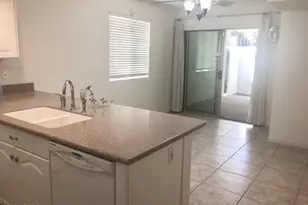 5326 N Las Casitas Pl, Phoenix, AZ 85016 - Photo 1