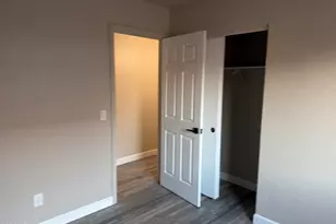 5033 E Colby St, Mesa, AZ 85205 - Photo 16