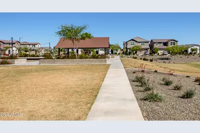 23041 E Pegasus Parkway, Queen Creek, AZ 85142 - Photo 32