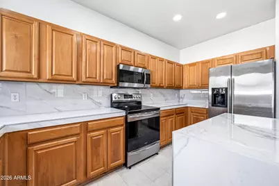 9054 W Custer Lane, Peoria, AZ 85381 - Photo 12