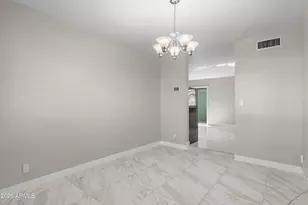 3001 W Yucca St, Phoenix, AZ 85029 - Photo 8