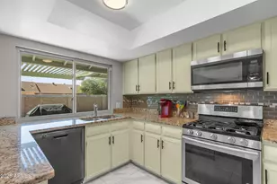 3001 W Yucca St, Phoenix, AZ 85029 - Photo 24