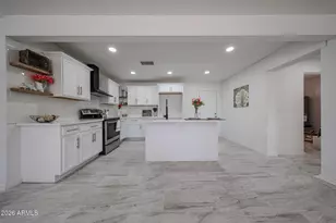 7815 S 1st Dr, Phoenix, AZ 85041 - Photo 10