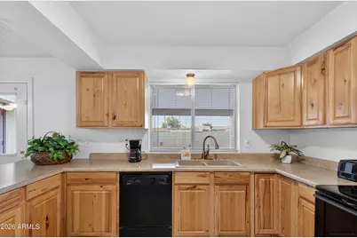 242 N 87th Place, Mesa, AZ 85207 - Photo 10