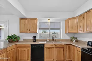 242 N 87th Pl, Mesa, AZ 85207 - Photo 10