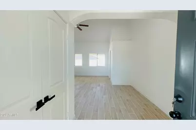 15191 S Amado Boulevard, Arizona City, AZ 85123 - Photo 6