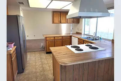18243 N 43rd Drive, Glendale, AZ 85308 - Photo 2