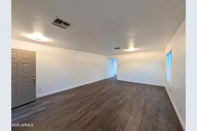 2404 W Roeser Road, Phoenix, AZ 85041 - Photo 10